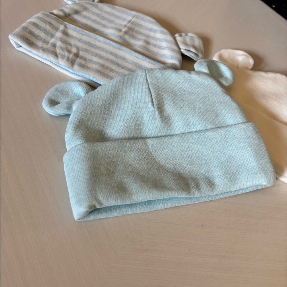 Baby Boy Newborn Bear Ear Caps Set - Picture 6 of 8